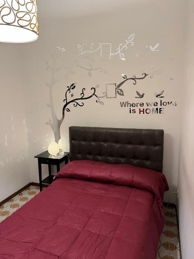 Mary'S Center House Apartment คาตาเนีย ภายนอก รูปภาพ